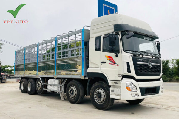 Xe tải Dongfeng 5 chân màu Trắng